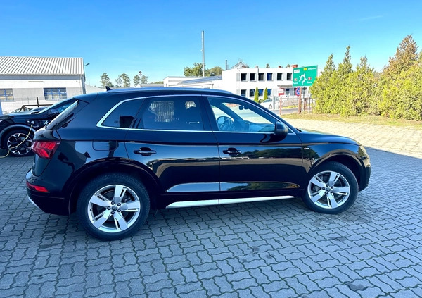 Audi Q5 cena 116900 przebieg: 72000, rok produkcji 2018 z Słupca małe 436